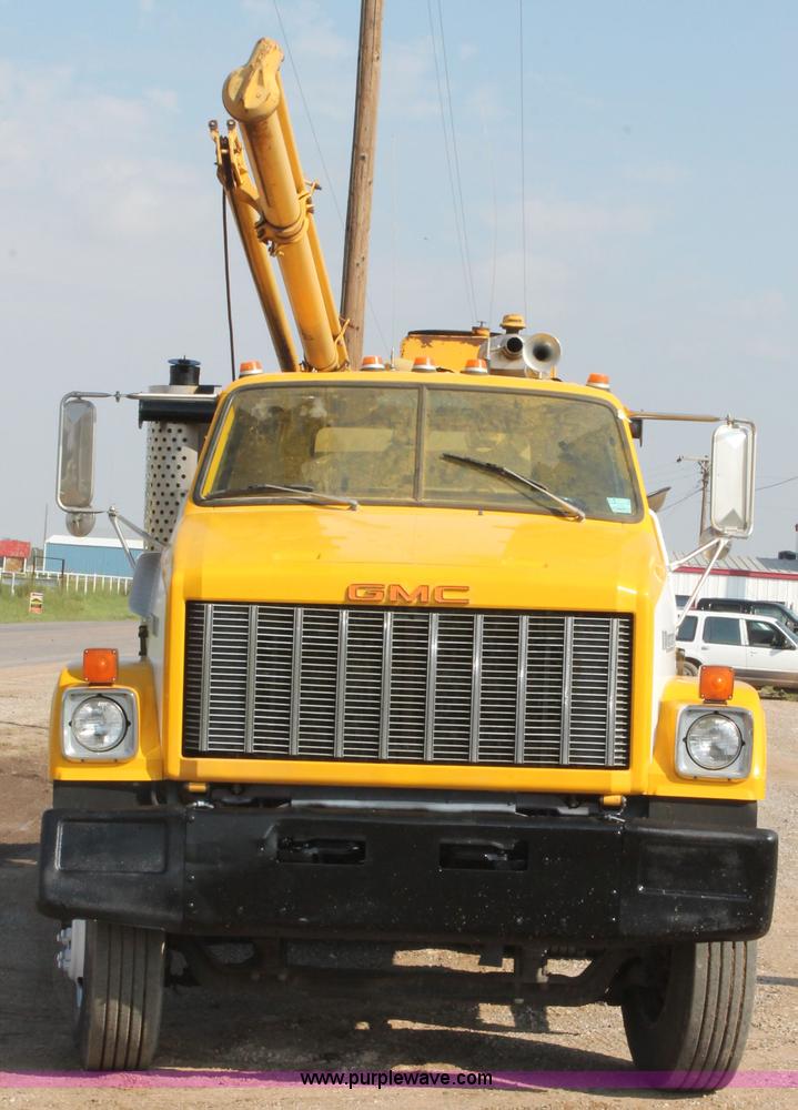 image for item H1700 1988 GMC Brigadier digger derrick truck