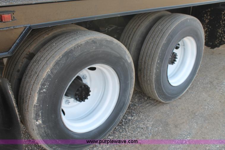 image for item H1700 1988 GMC Brigadier digger derrick truck