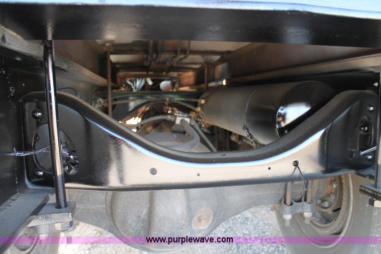 image for item H1700 1988 GMC Brigadier digger derrick truck