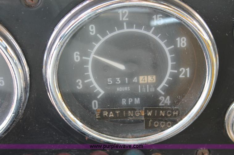 image for item H1700 1988 GMC Brigadier digger derrick truck