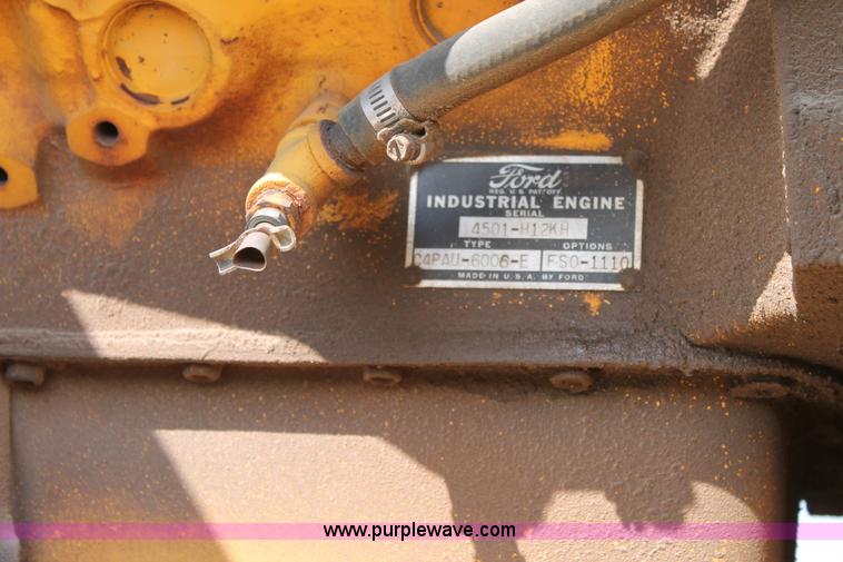 image for item H1700 1988 GMC Brigadier digger derrick truck