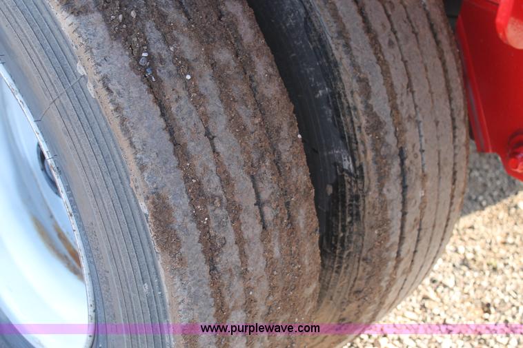 image for item H1701 1999 Wabash flatbed trailer