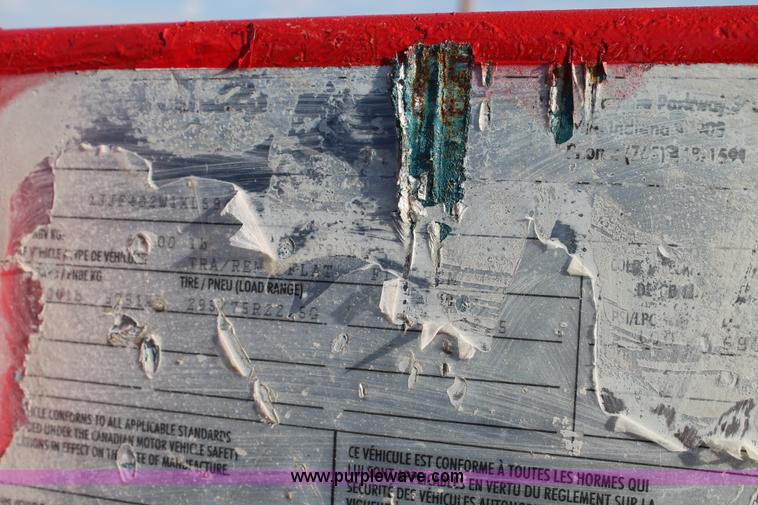 image for item H1701 1999 Wabash flatbed trailer