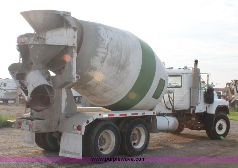 image for item H1703 1989 Mack RD690S mixer truck