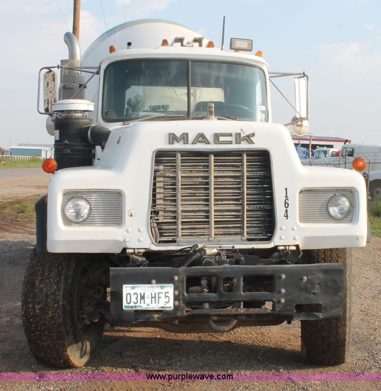 image for item H1703 1989 Mack RD690S mixer truck