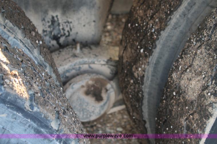 image for item H1703 1989 Mack RD690S mixer truck