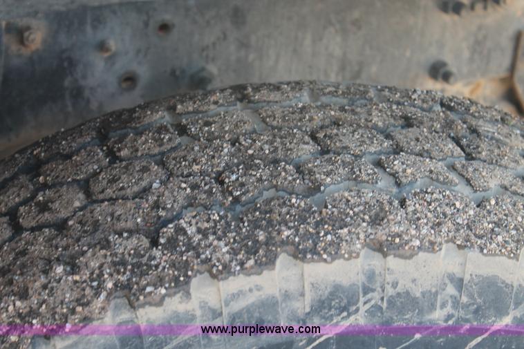 image for item H1703 1989 Mack RD690S mixer truck