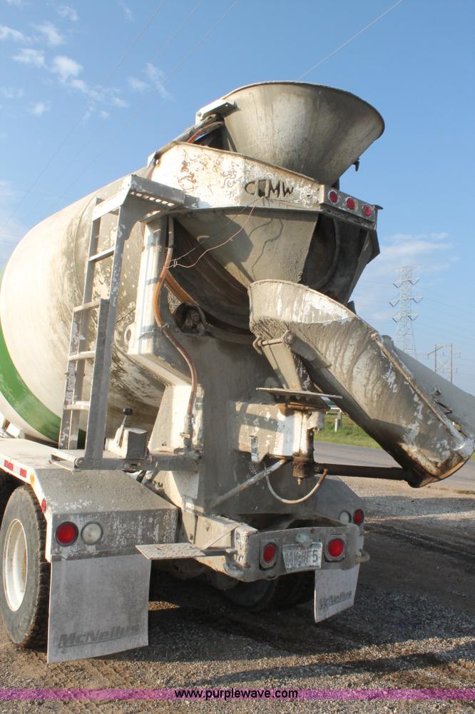 image for item H1703 1989 Mack RD690S mixer truck