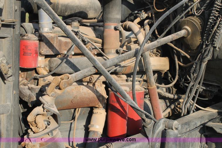 image for item H1703 1989 Mack RD690S mixer truck