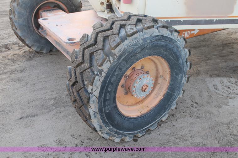 image for item H1704 1993 JLG 40HA boom lift