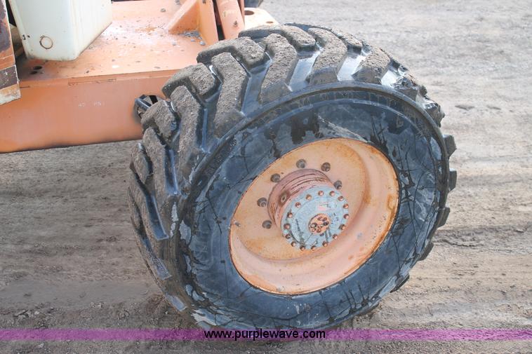 image for item H1704 1993 JLG 40HA boom lift