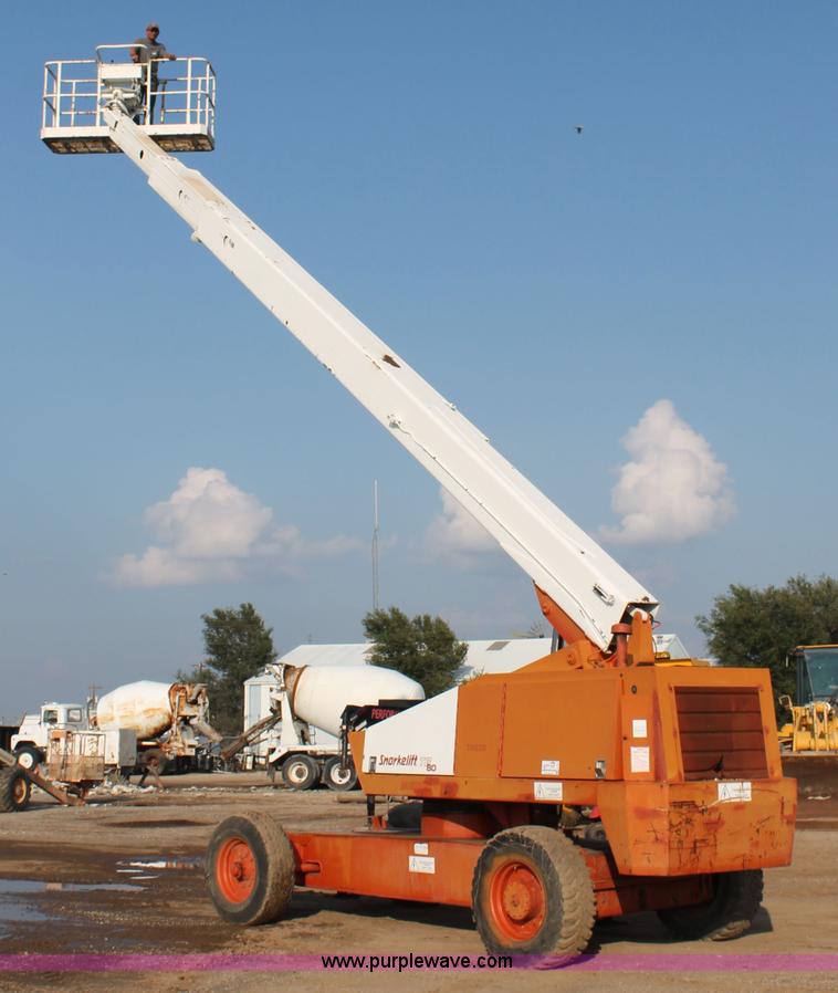 image for item H1705 1990 Snorkel A80R boom lift