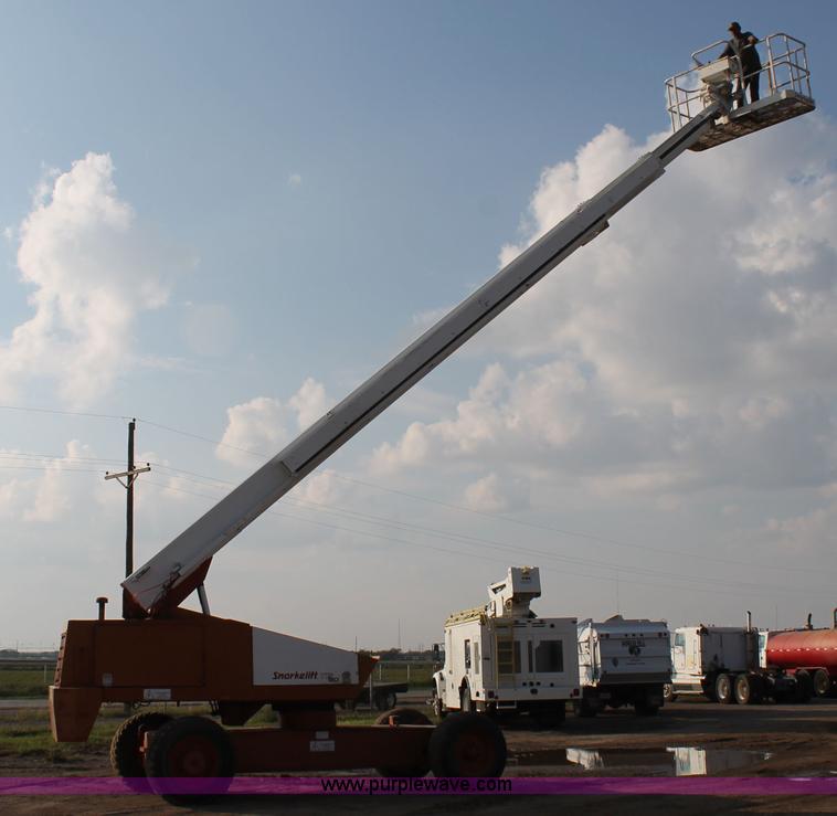 image for item H1705 1990 Snorkel A80R boom lift