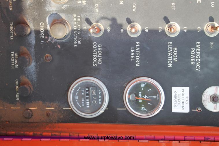 image for item H1705 1990 Snorkel A80R boom lift