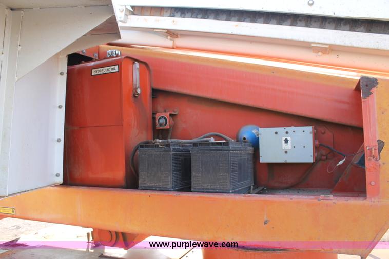 image for item H1705 1990 Snorkel A80R boom lift