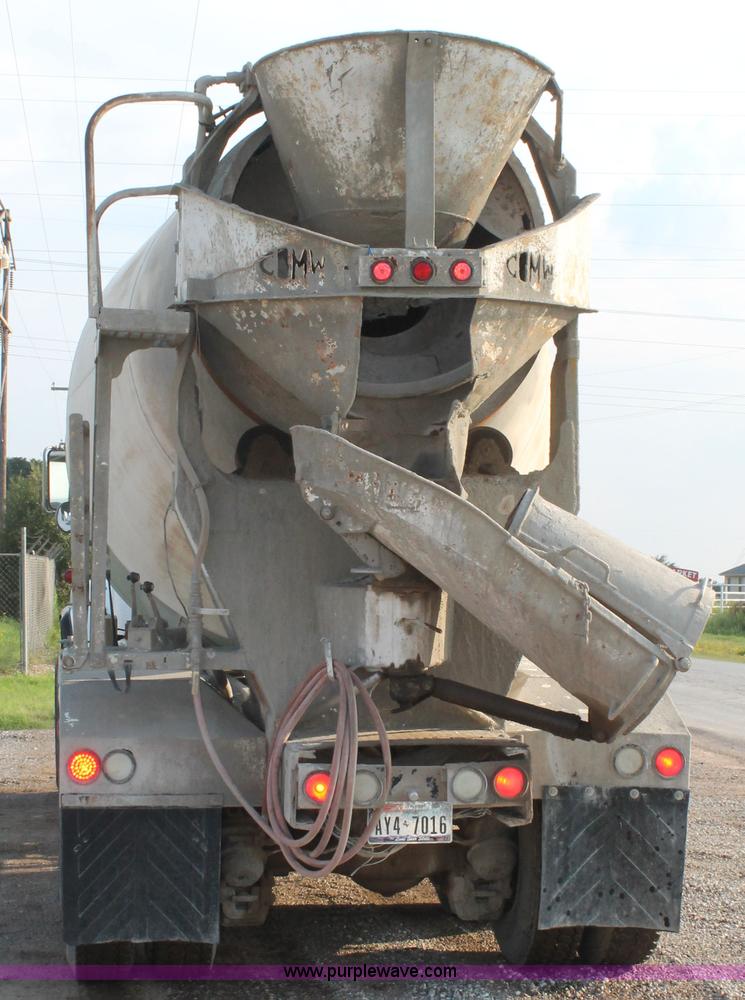 image for item H1706 1991 Mack RD690S mixer truck