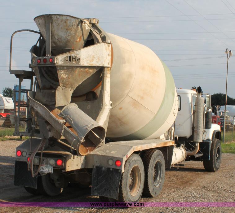 image for item H1706 1991 Mack RD690S mixer truck