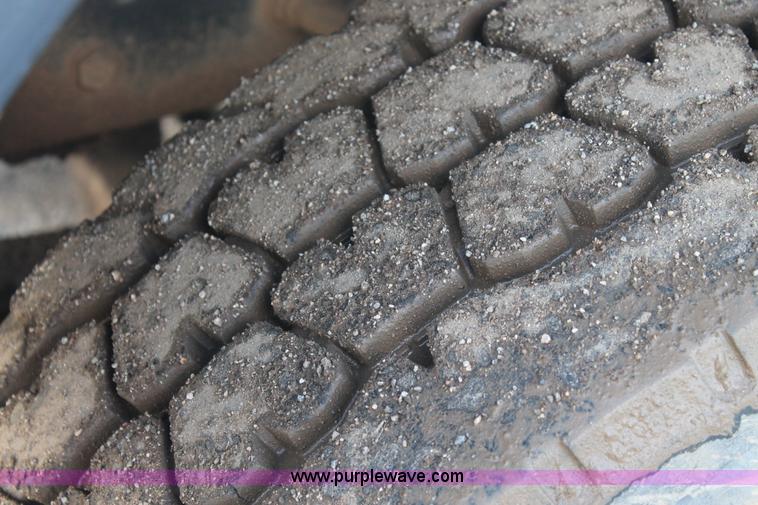 image for item H1706 1991 Mack RD690S mixer truck