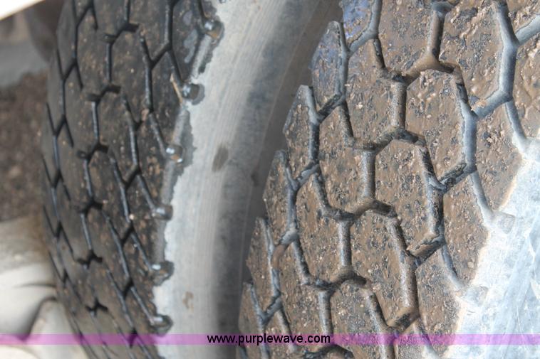 image for item H1706 1991 Mack RD690S mixer truck