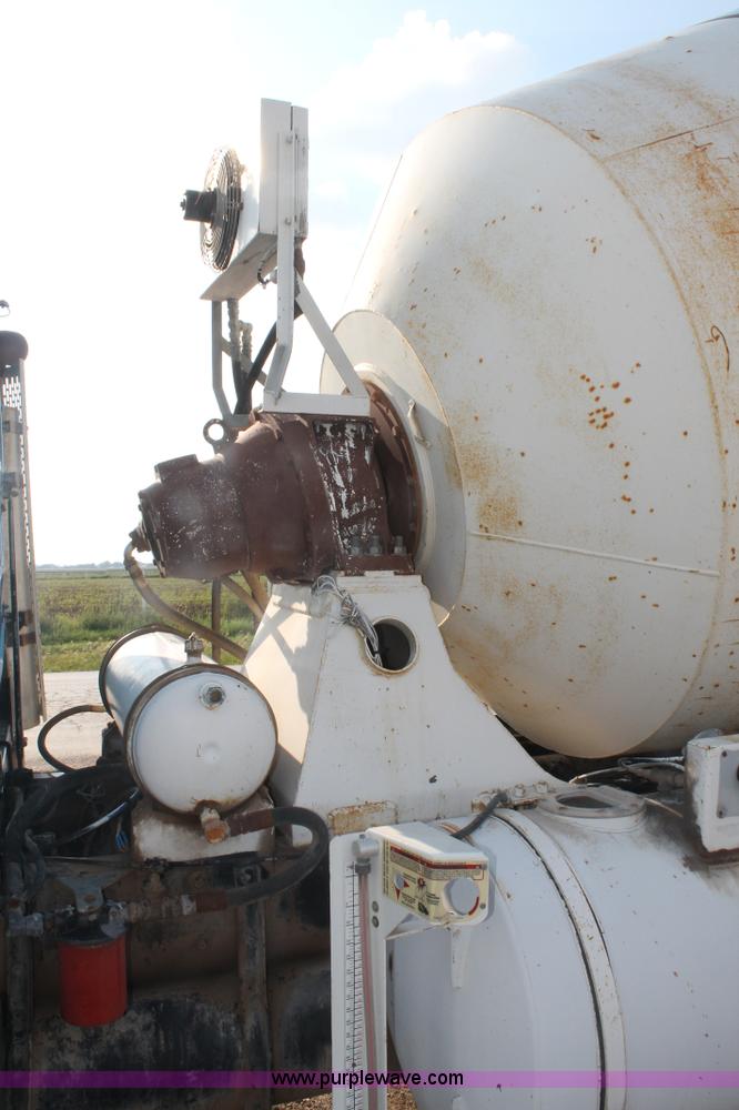 image for item H1707 1991 Mack RD690S mixer truck