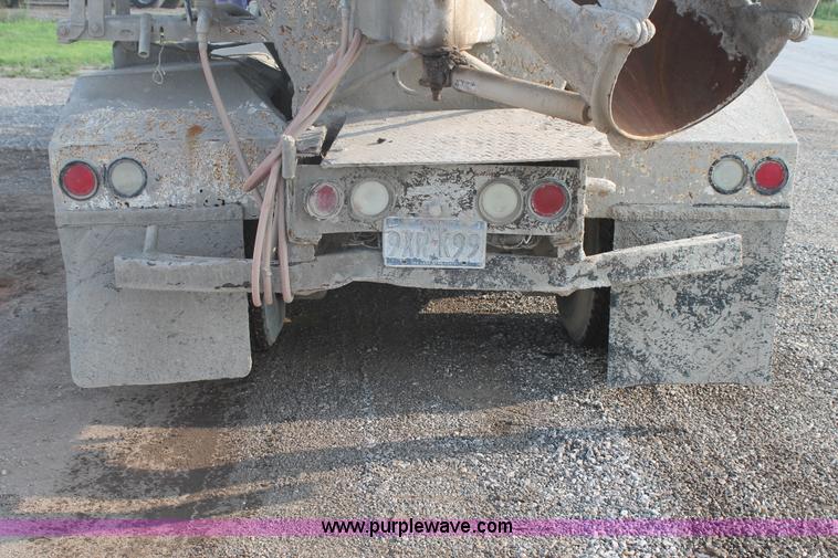 image for item H1707 1991 Mack RD690S mixer truck