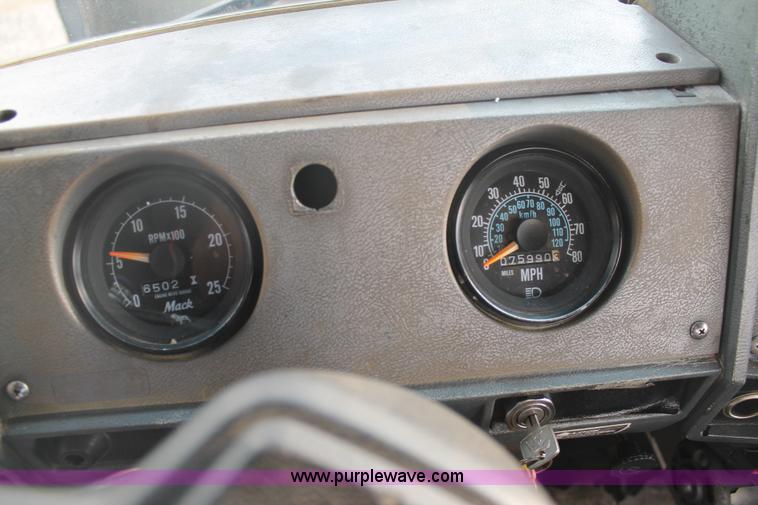 image for item H1707 1991 Mack RD690S mixer truck