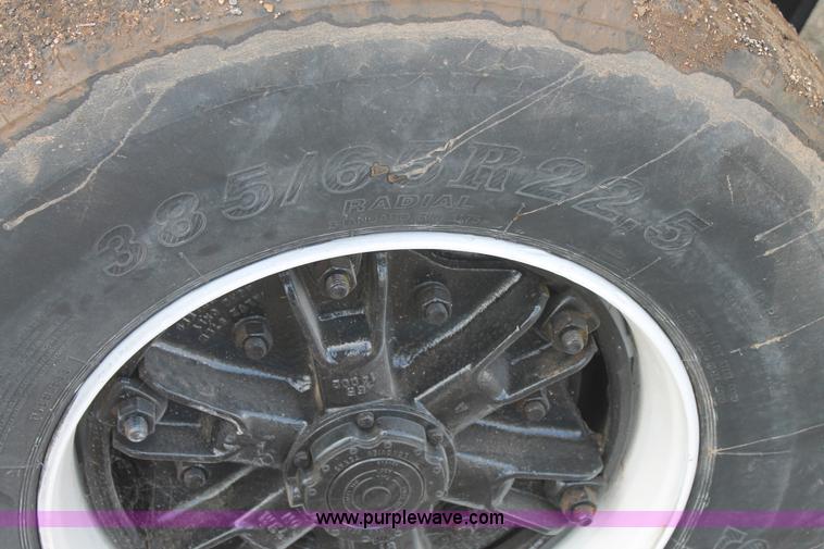 image for item H1709 1994 Mack DM690S mixer truck