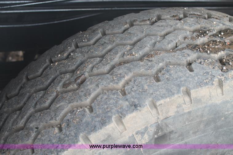 image for item H1709 1994 Mack DM690S mixer truck