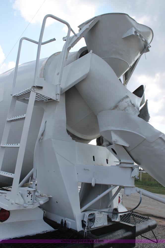 image for item H1709 1994 Mack DM690S mixer truck