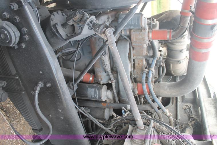 image for item H1709 1994 Mack DM690S mixer truck