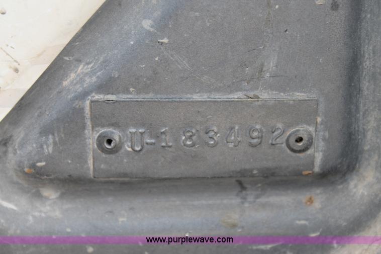 image for item H1709 1994 Mack DM690S mixer truck