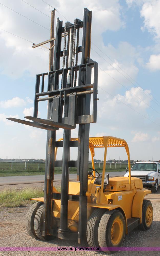 image for item H1710 Hyster rough terrain forklift