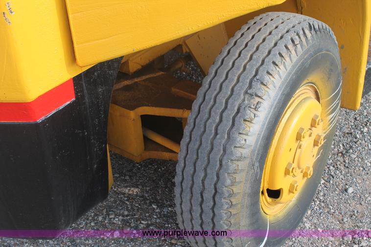 image for item H1710 Hyster rough terrain forklift