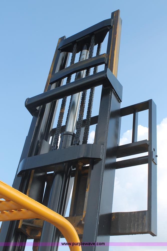 image for item H1710 Hyster rough terrain forklift