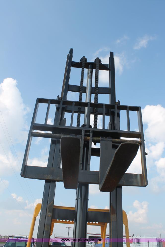 image for item H1710 Hyster rough terrain forklift