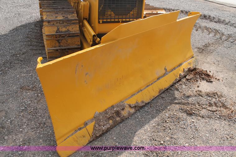 image for item H1711 1997 John Deere 550G dozer