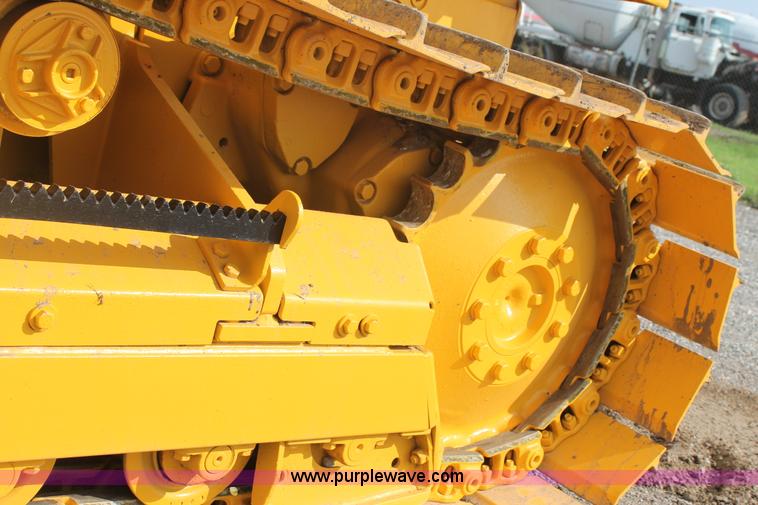 image for item H1711 1997 John Deere 550G dozer