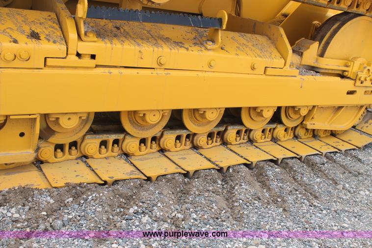 image for item H1711 1997 John Deere 550G dozer
