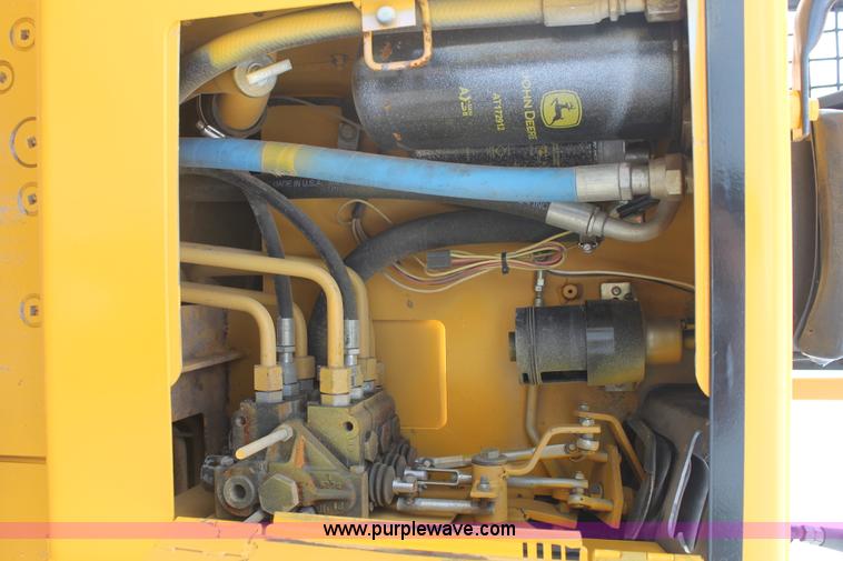 image for item H1711 1997 John Deere 550G dozer