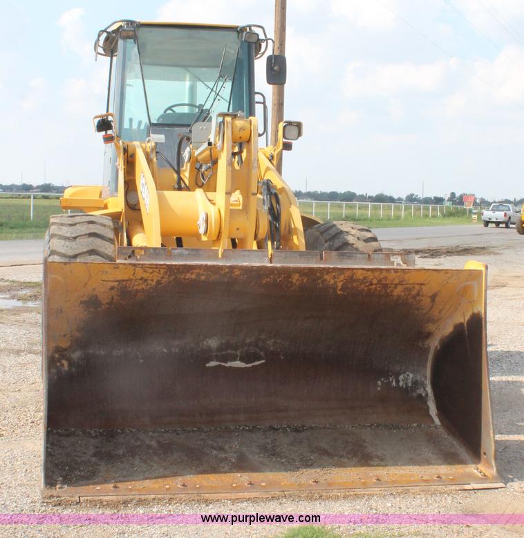 image for item H1713 2002 John Deere 624H wheel loader