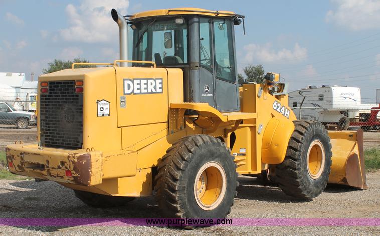 image for item H1713 2002 John Deere 624H wheel loader