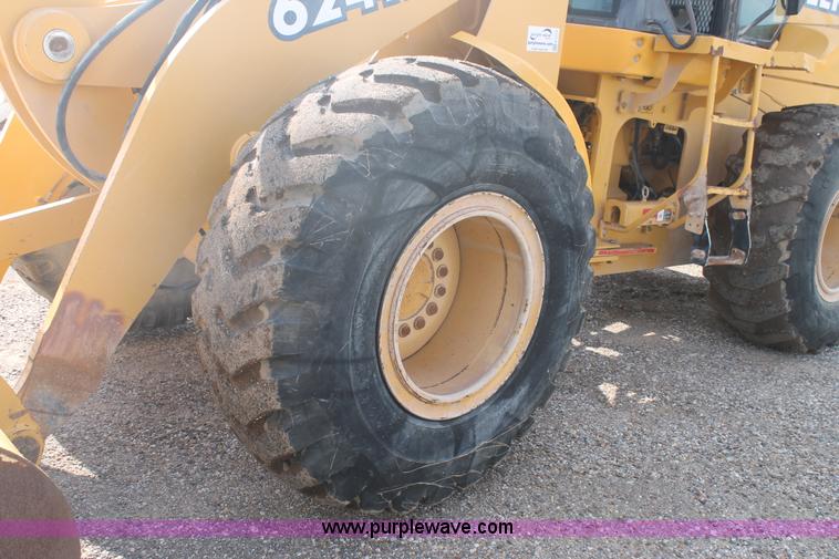 image for item H1713 2002 John Deere 624H wheel loader