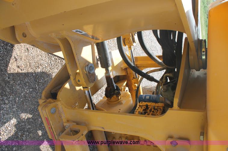 image for item H1713 2002 John Deere 624H wheel loader