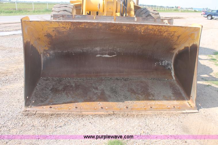 image for item H1713 2002 John Deere 624H wheel loader