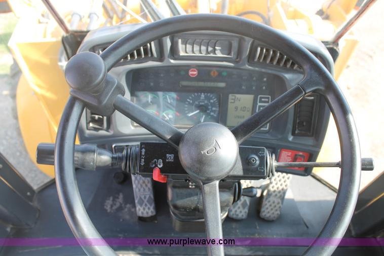 image for item H1713 2002 John Deere 624H wheel loader