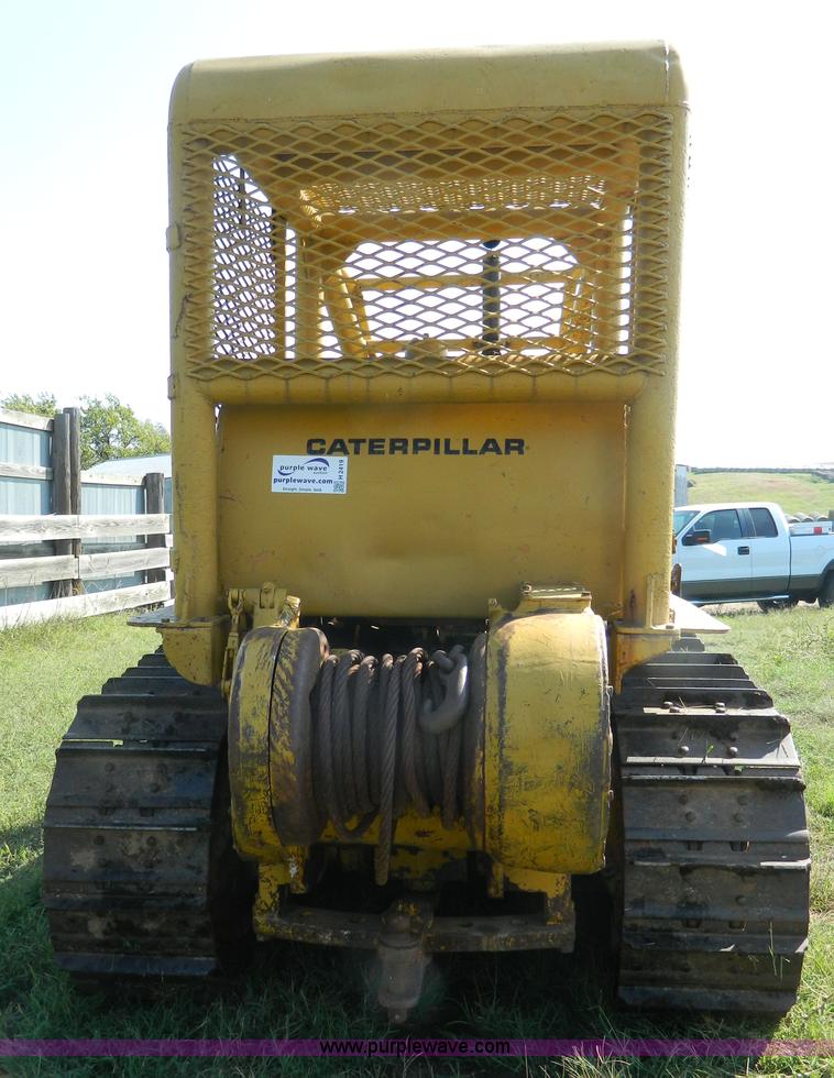 image for item H2419 1965 Caterpillar D6B dozer