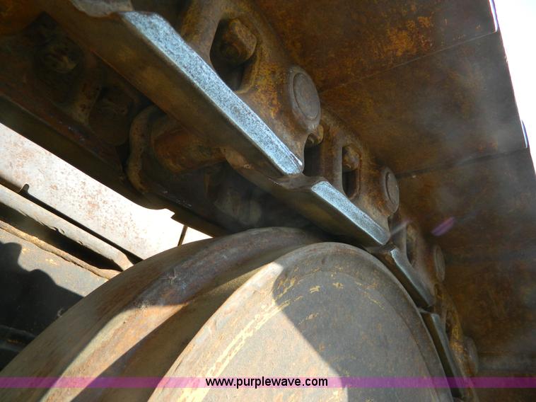 image for item H2419 1965 Caterpillar D6B dozer