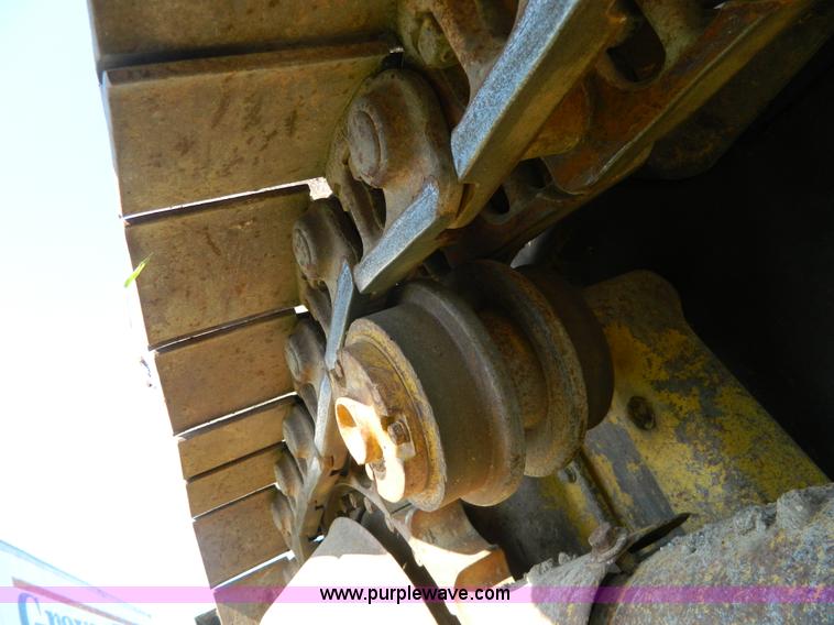 image for item H2419 1965 Caterpillar D6B dozer