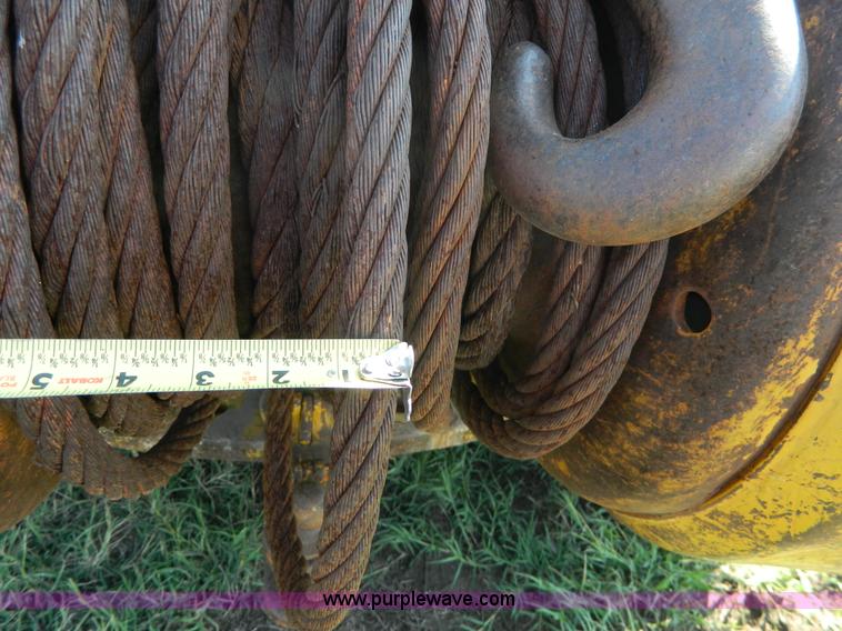 image for item H2419 1965 Caterpillar D6B dozer