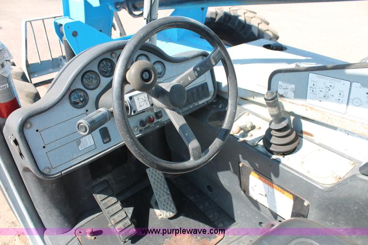 image for item H5602 2006 Genie GTH-844 telehandler